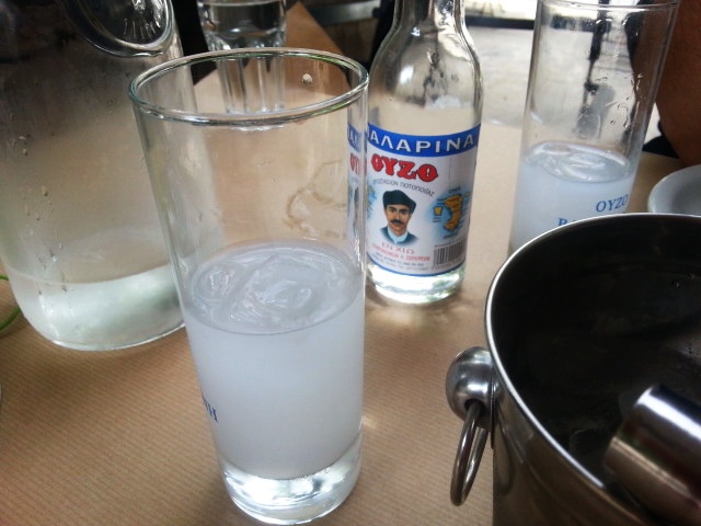 Ouzo, Greece\'s classic Drink (and aperitif: it to How Why)
