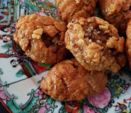 Greek Honey Cookies for the Holidays