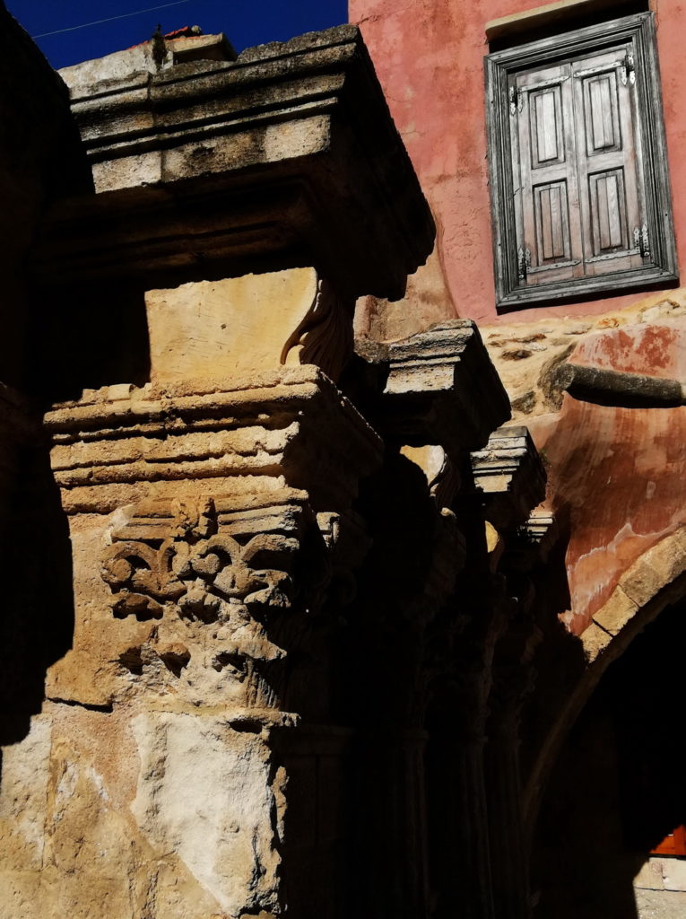 A view of the 17th C Rimondi fountain from the side