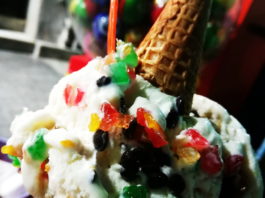 What to Eat in Palermo - A cassata gelato after midnight, at Antica Gelateria Fratelli Navazino