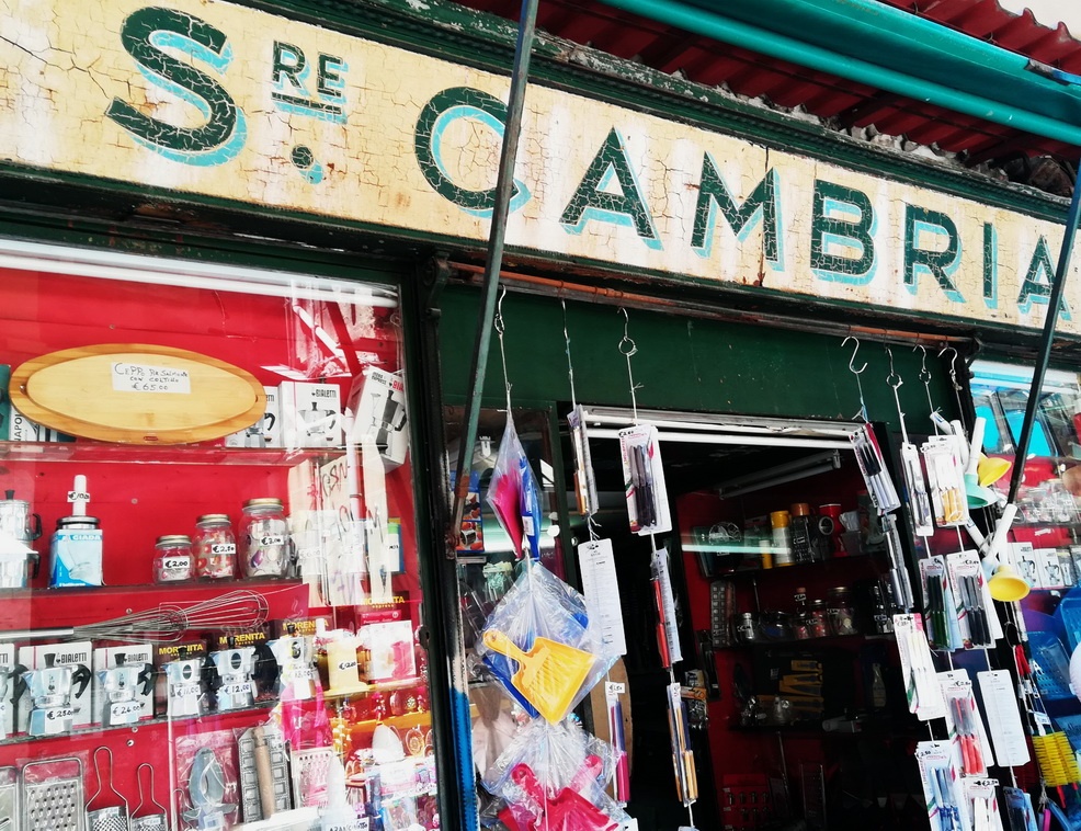 Markets in Palermo - A housewares store in the Vucciria market