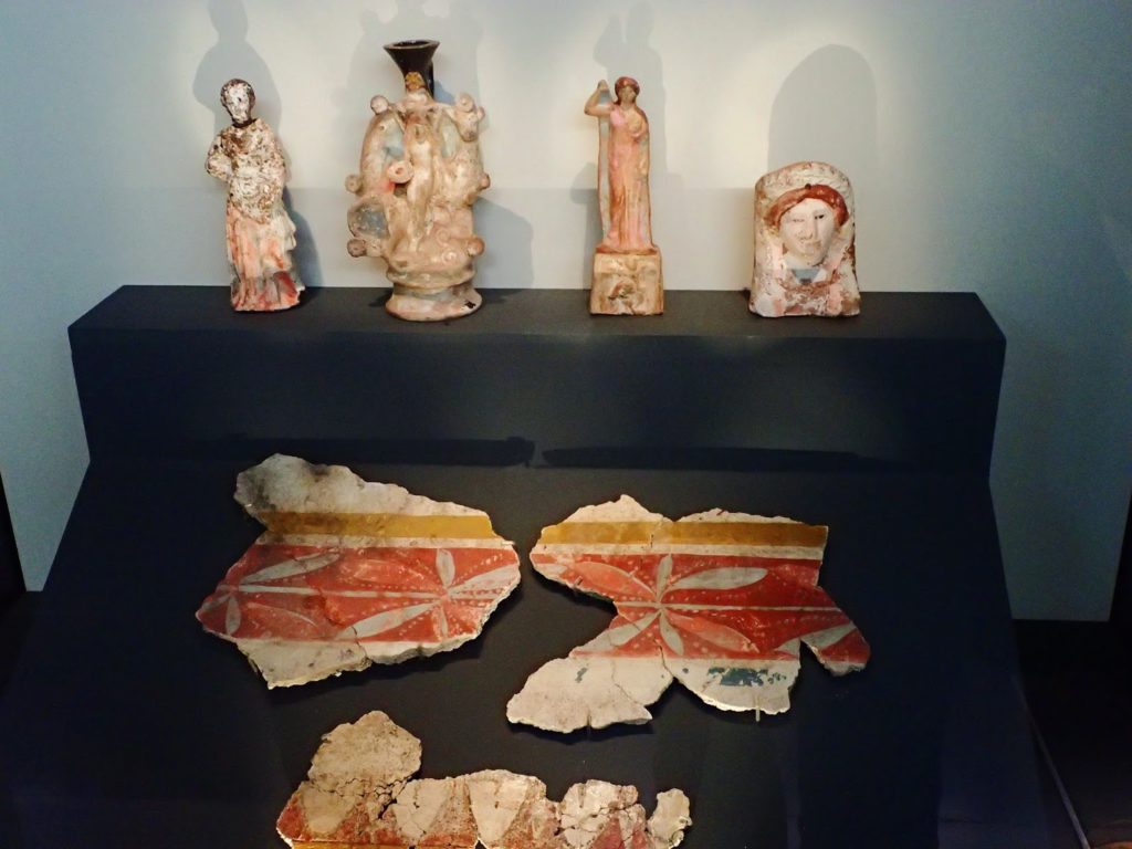 The Richness of Domestic Life: Displays in the Archaeological Museum of Thessaloniki