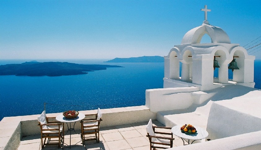 Santorini- an essential destination for one's first time in Geece