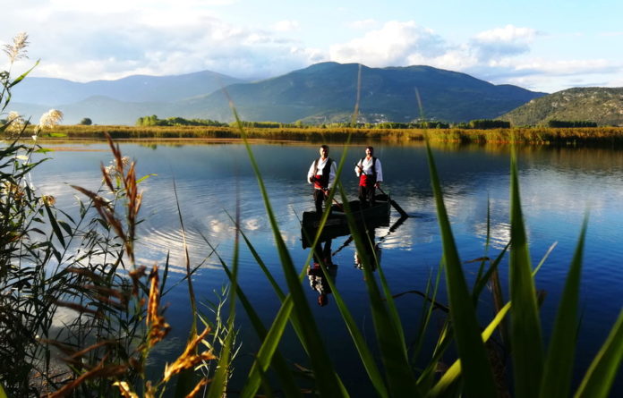 Visiting Edessa - Lake Vritta