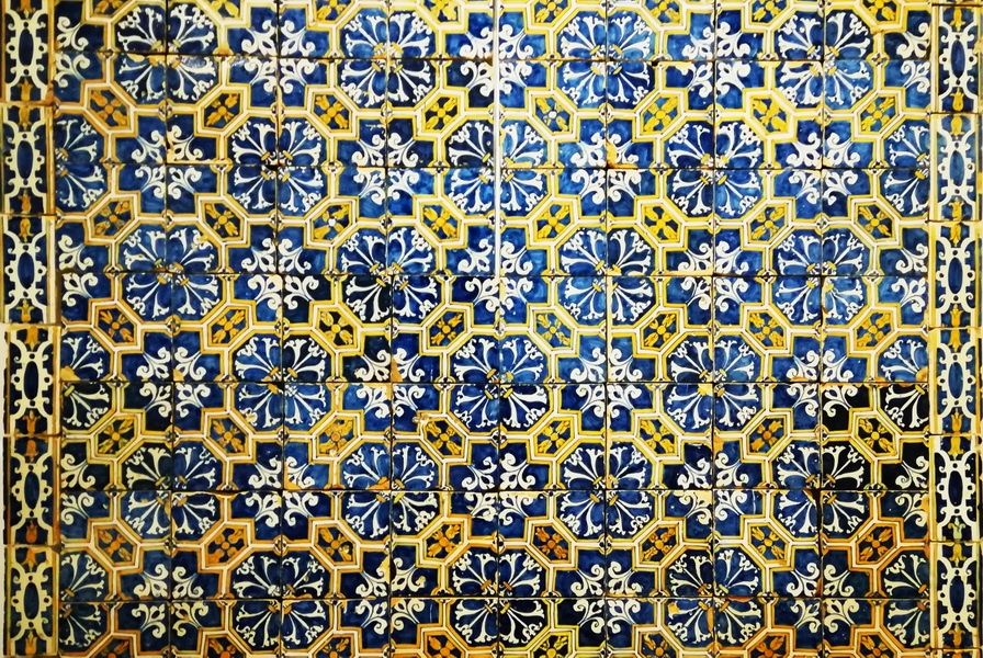 Visiting the Tile Museum in Lisbon - Museu Nacional do Azulejo - Decorative panel 